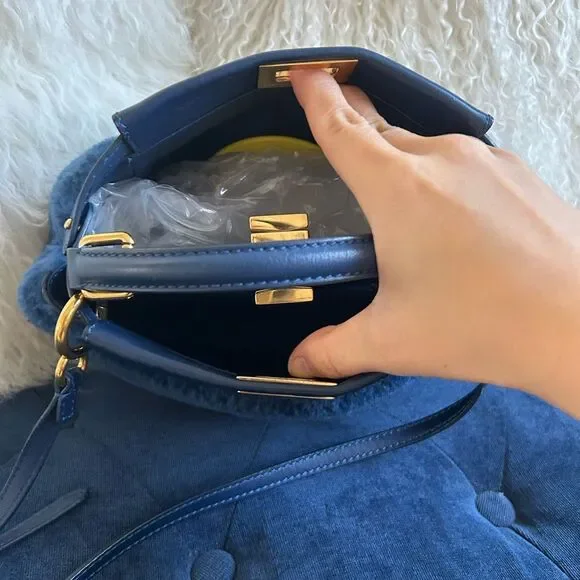 Fendi Peekaboo Mini Blue Shearling Leather bag - Picture 10 of 11